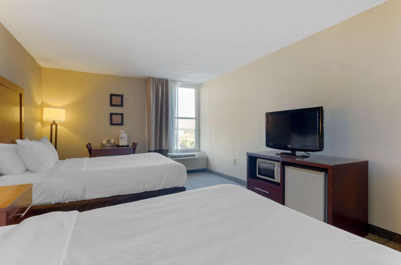 Comfort Inn Blacksburg University Area Exteriör bild
