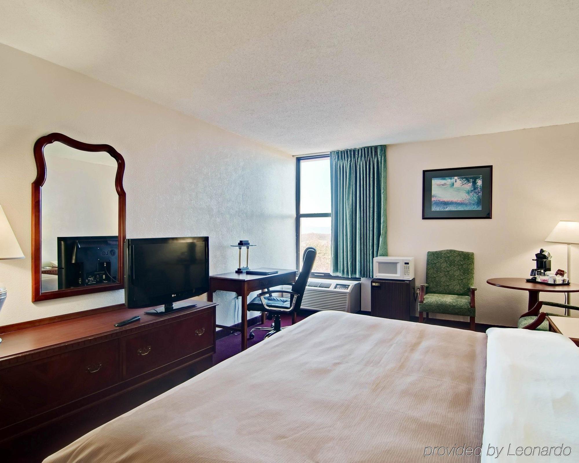 Comfort Inn Blacksburg University Area Exteriör bild