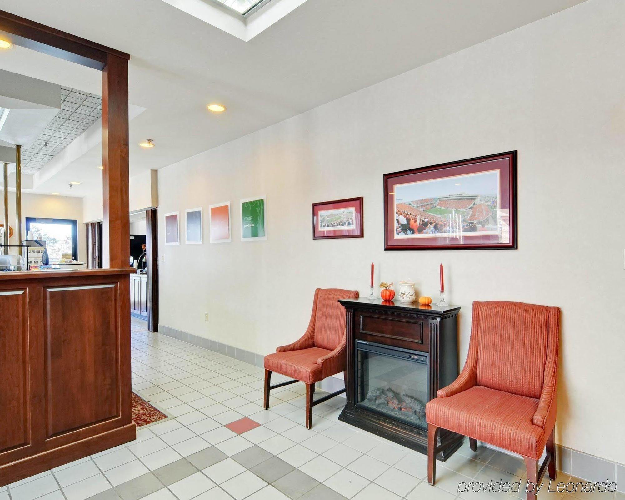 Comfort Inn Blacksburg University Area Exteriör bild