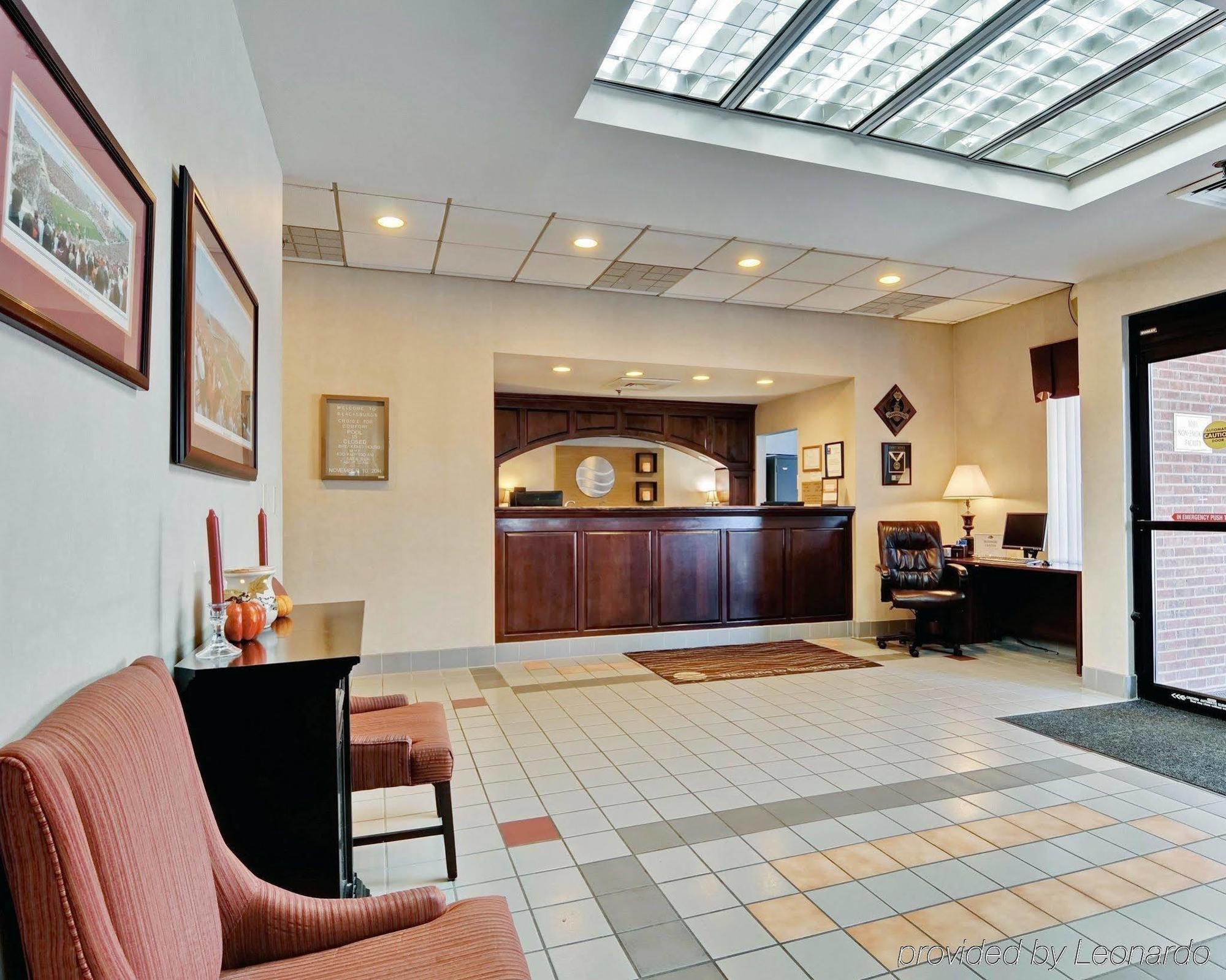 Comfort Inn Blacksburg University Area Exteriör bild